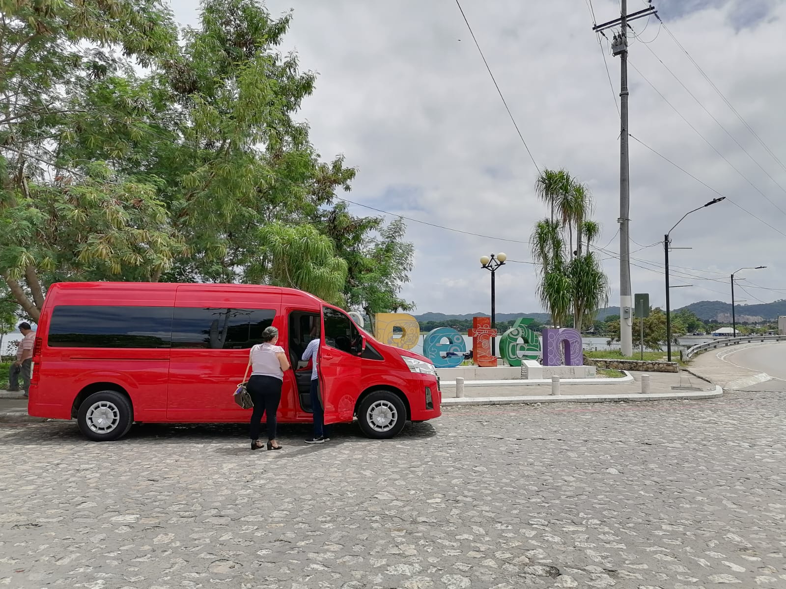 Isla de Flores - Aeropuerto