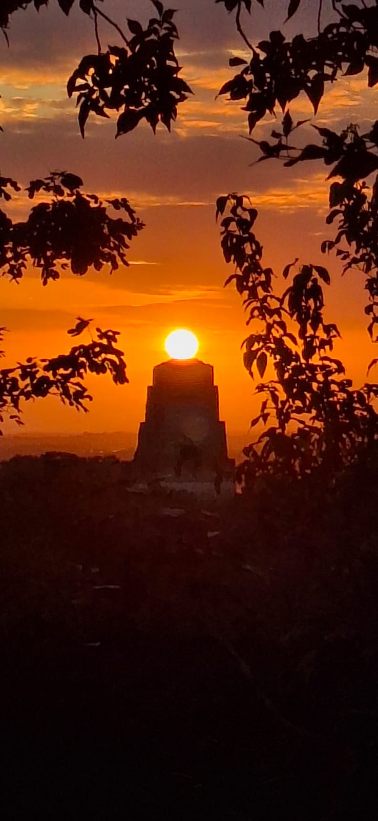 Amanecer en Tikal y Tour Arqueológico (Entradas incluidas)